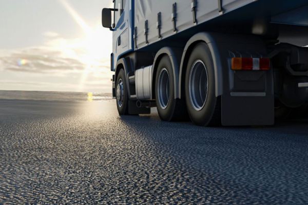 Reducing the carbon footprint of intermodal transportation