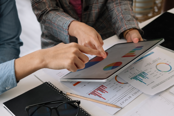 Sacytrans, empresa de transporte internacional, se forma en la gestión de datos